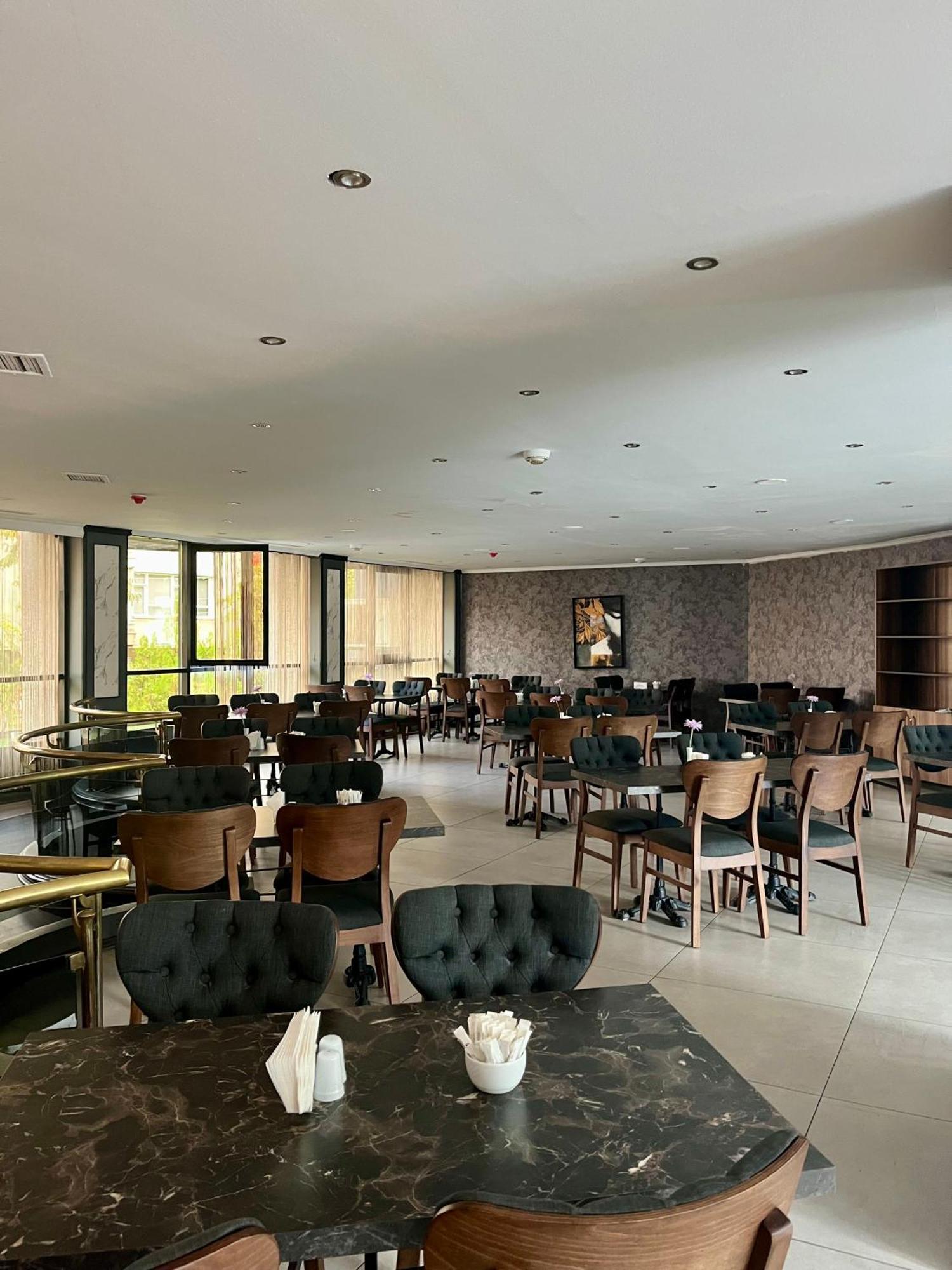 Aldino Hotel & Spa Ankara Bagian luar foto